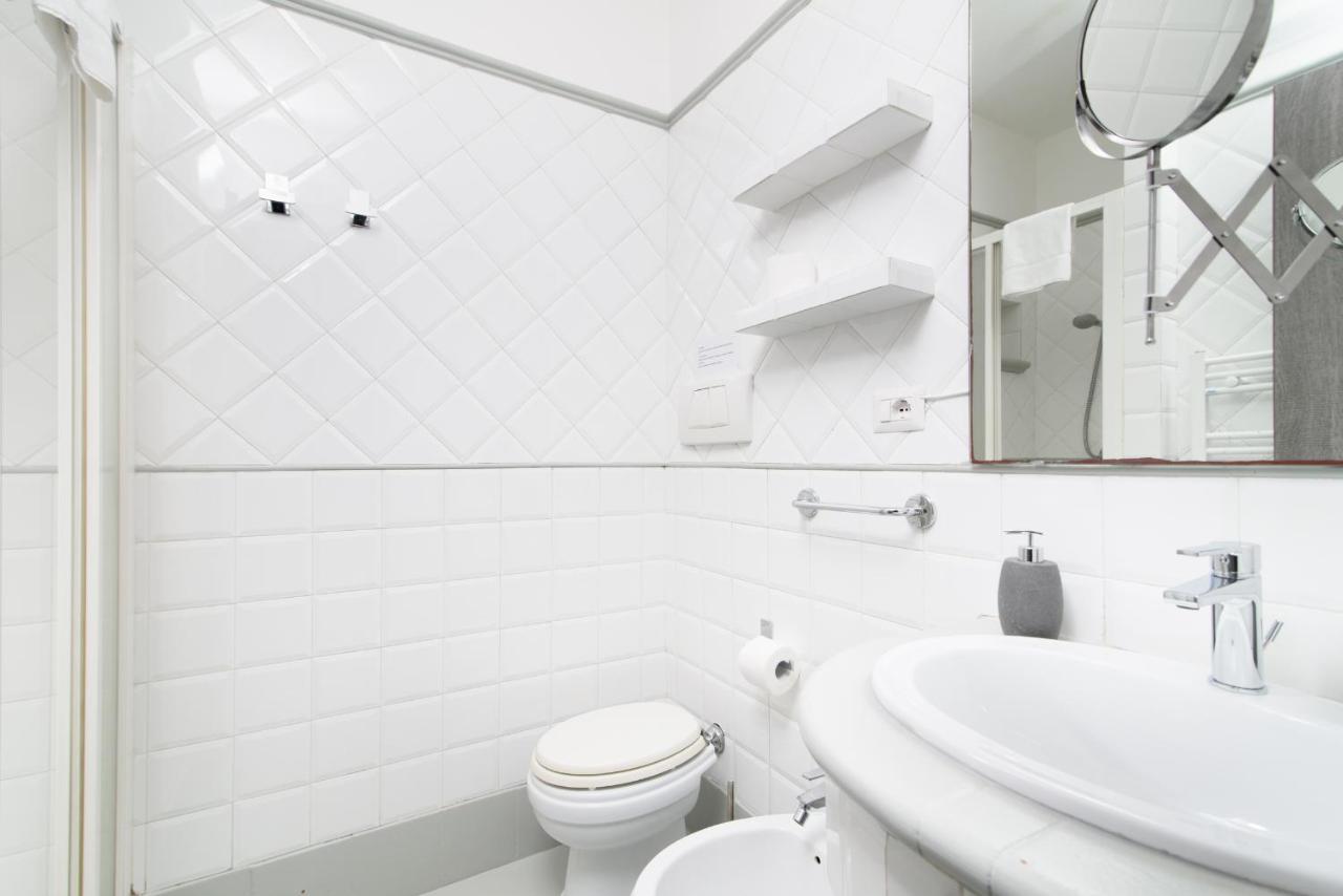 White Caesar Guesthouse Roma Eksteriør bilde
