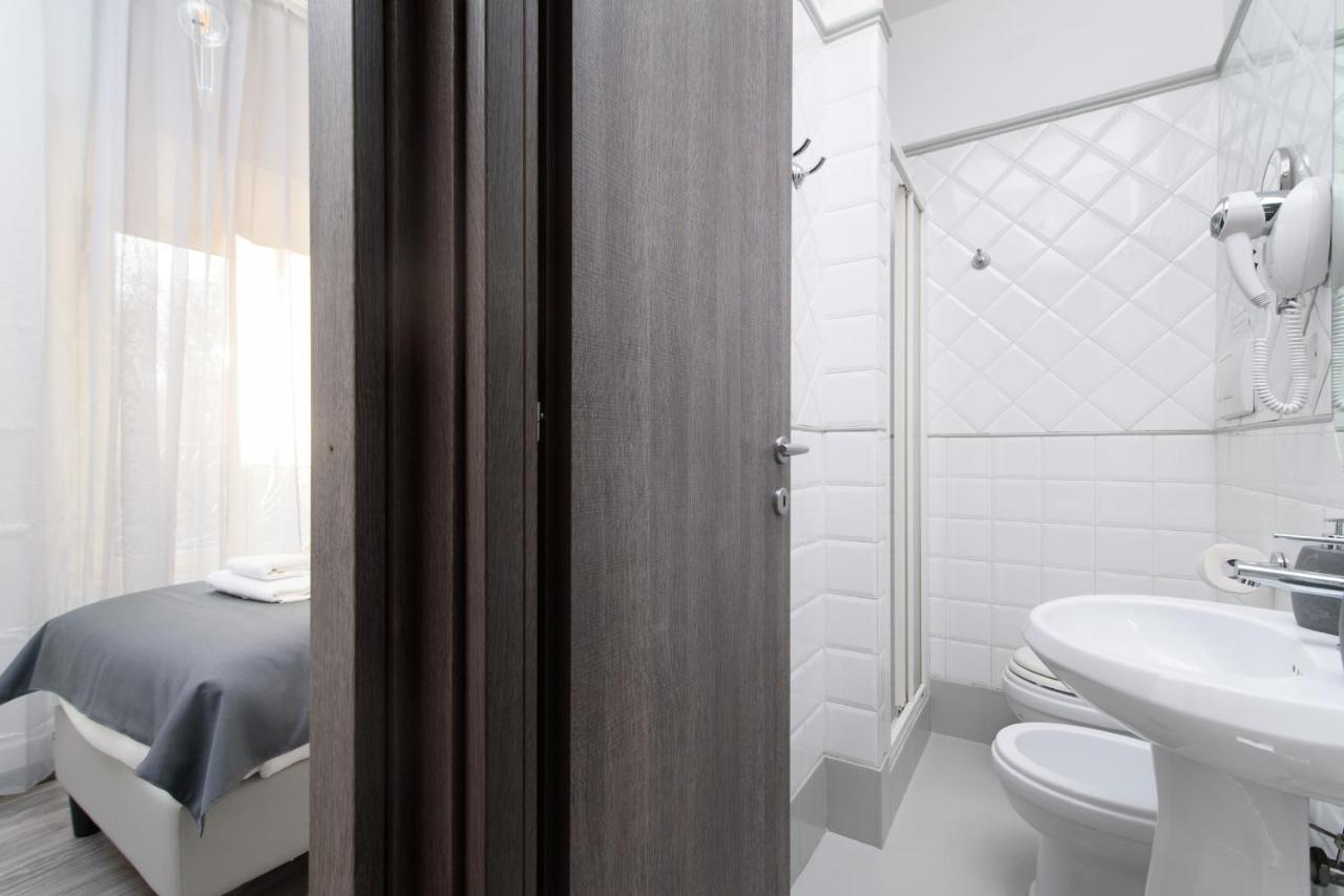 White Caesar Guesthouse Roma Eksteriør bilde